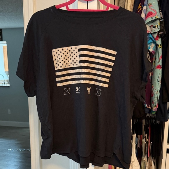 Under Armour Black Flag Graphic Tee - Picture 1 of 3